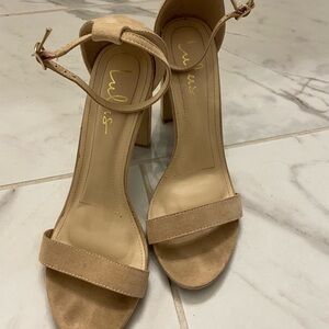 Lulus Women’s Beige Heels